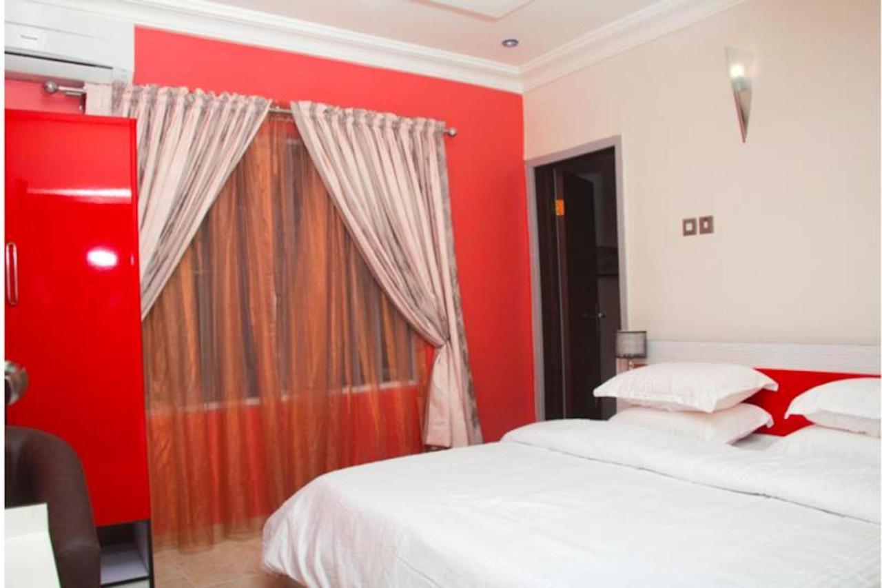 Milestone Hotel Ogombo Екстериор снимка